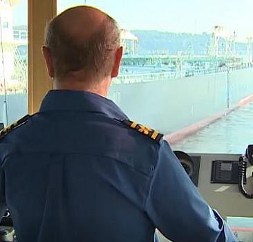 Boğaz'ın seyir güvenliğini kılavuz kaptanlar yürütüyor