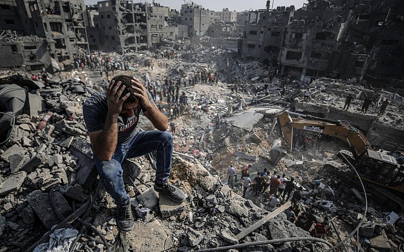 İsrail'in 193 gündür saldırılarını sürdürdüğü Gazze'de can kaybı 33 bin 843'e çıktı