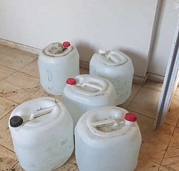 Aksaray'da 390 litre kaçak şarap ele geçirildi