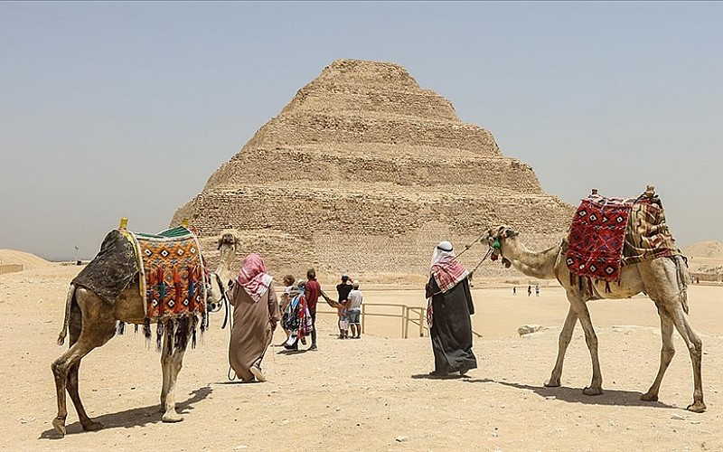 Heliopolis antik kentinde güneş tapınağına ait yeni kalıntılara ulaşıldı