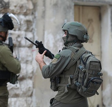 İşgalci İsrail gazetecileri hedef aldı