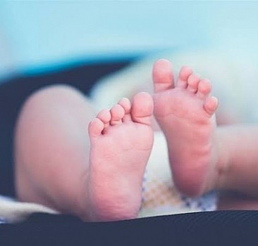 Bebeklerdeki hırçınlığın sebebi işitme kaybı olabilir