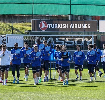 Adana Demirspor, Süper Lig'de yarın Trabzonspor'a konuk olacak