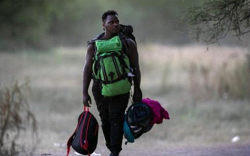 Sınır dışı edilen Haitili 260 kişi ülkesine hüzünlü şekilde döndü