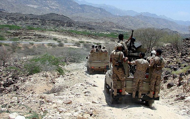 Yemen'de Husilerle çatışmalarda ordudan 4 yüksek rütbeli subay öldü