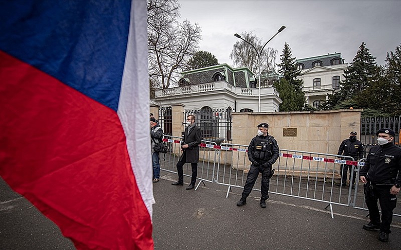 Çekya-Rusya ilişkilerini derinden sarsan 'diplomat krizi' sürüyor