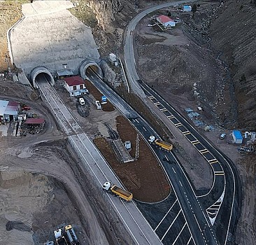 Eğribel Tüneli'nin inşası tamamlandı