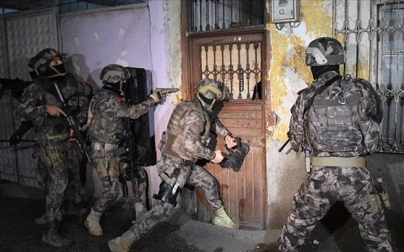 Diyarbakır'da terör örgütü PKK'ya yönelik operasyon: 9 gözaltı