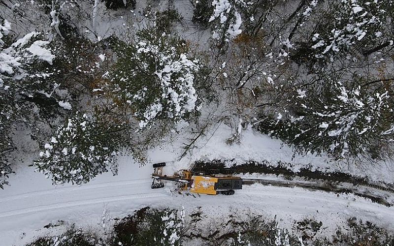 Kastamonu'da 196 köy yolu kar nedeniyle ulaşıma kapandı