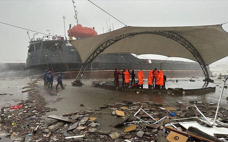 Zonguldak'ta fırtınada batan geminin kayıp 7 personeli 49 gündür aranıyor