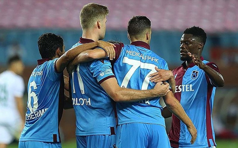 Trabzonspor, stoper Rayyan Baniya'yı kadrosuna kattı