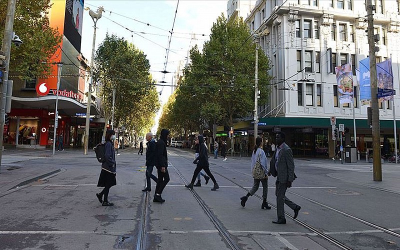 Avustralya'nın Sydney kentindeki Kovid-19 yasakları 4 hafta uzatıldı