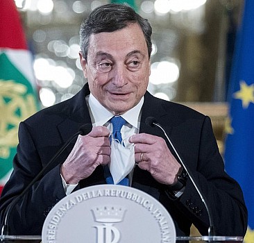 Draghi, kendi ülkesinde dalga konusu oldu