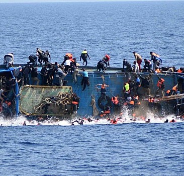 Nijerya'da yolcu taşıyan teknenin alabora olması sonucu 20 kişi öldü