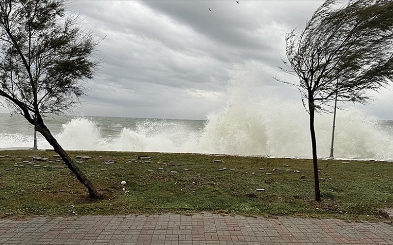 Doğu Karadeniz'in doğusu için fırtına uyarısı