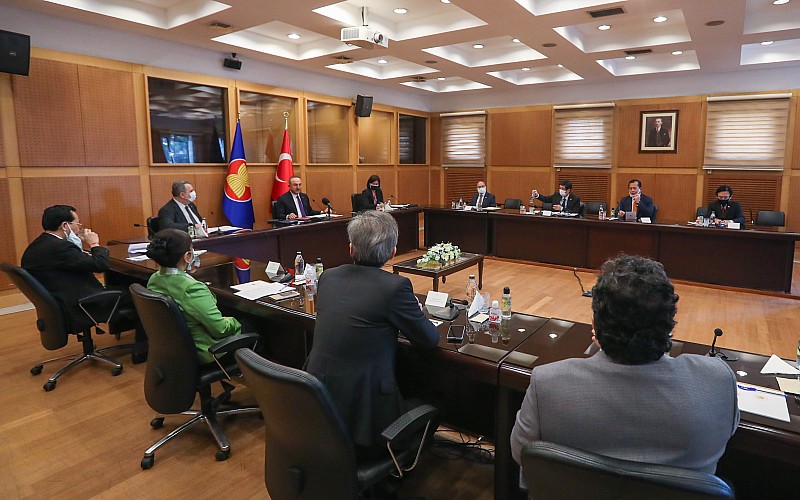 Çavuşoğlu, ASEAN Ankara Grubu ​​​büyükelçilerine hitap etti: