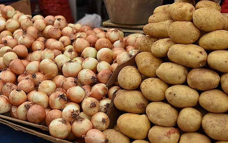 Stoktaki patates ve soğan bedelsiz dağıtılacak