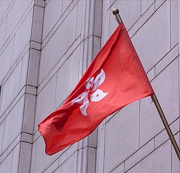 Hong Kong'da tartışmalı güvenlik yasası kapsamında en az 50 demokrasi yanlısı kuruluş kapatıldı
