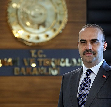 Bakan Kacır, Akdeniz Üniversitesi Akademik Yıl Açılış Töreni'nde konuştu