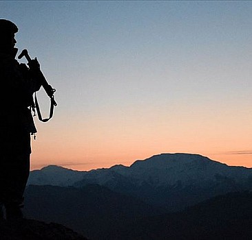 5 kişi daha PKK'dan kaçarak teslim oldu
