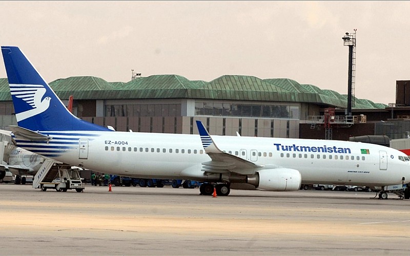 Türkmenistan'da uluslararası uçuşlar yeniden başlatılacak