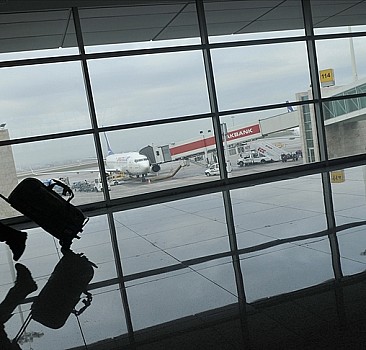 Türkiye havalimanlarında ocakta 5,2 milyon yolcuya hizmet verildi