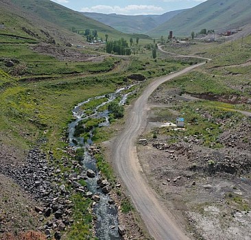 Iğdır'a can suyu verecek Ünlendi Barajı'nda çalışmalar sürüyor