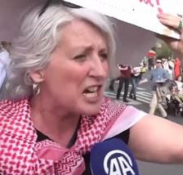 Filistin destekçisi kadın: Almanya ifade özgürlüğünü kaybetti