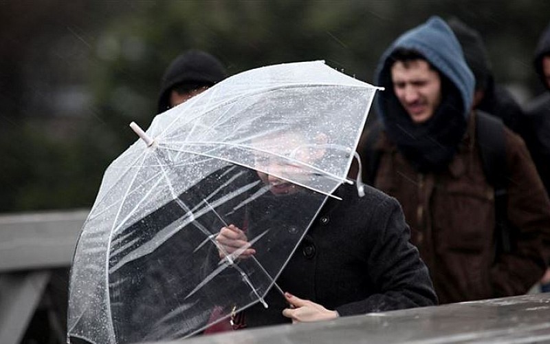 İç Anadolu'da 5 il için kuvvetli rüzgar ve fırtına uyarısı