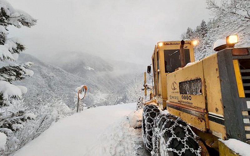 Sinop'ta kar nedeniyle 11 köy yolu ulaşıma kapandı