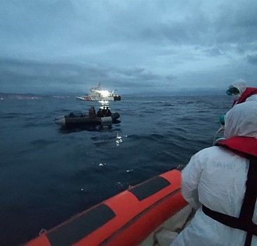 Türk kara sularına itilen 48 sığınmacı kurtarıldı