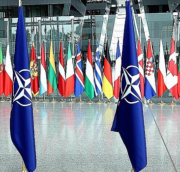 Finlandiya ve İsveç NATO başvurularını yaptı