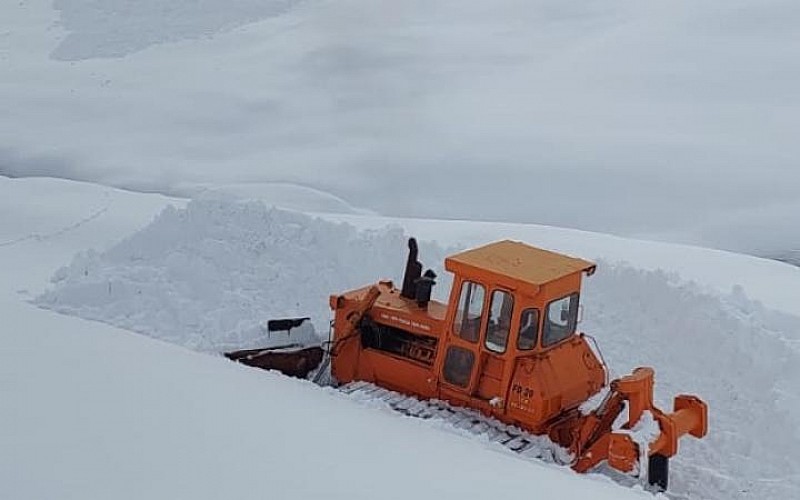 Erzurum, Kars ve Ardahan'da 184 yerleşim yerinin yolu kardan kapandı