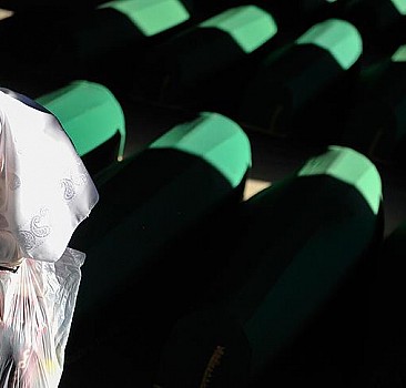 Srebrenitsa'da 50 kişi daha defnedilecek