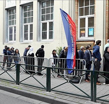 Belçika'da oy kullanma yaşının 16'ya indirilmesi önerildi