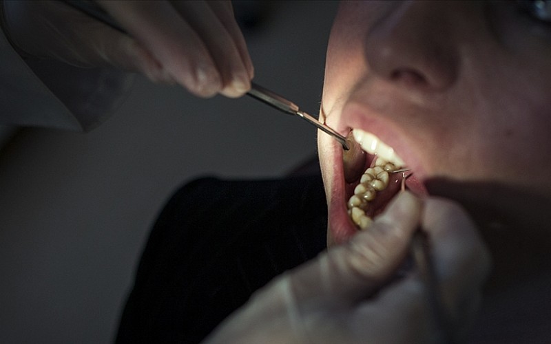 İngiltere'de ülke genelinde diş tedavisi sıkıntısı yaşanıyor