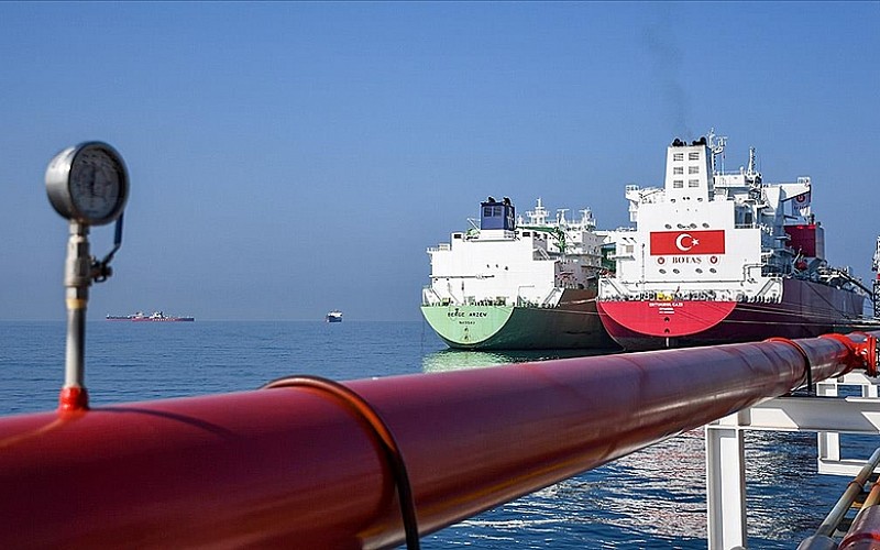 Türkiye LNG yakıt ikmal merkezi olacak