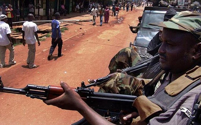 Orta Afrika'da 30 isyancı öldürüldü
