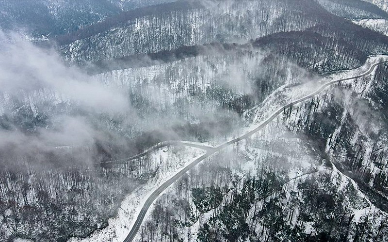 Sakarya'nın yüksek kesimlerinde kar etkili oluyor