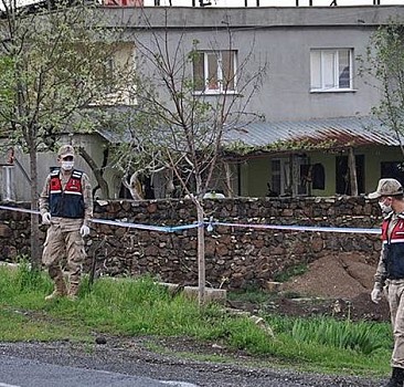 Kovid-19 nedeniyle 4 ev karantinaya alındı