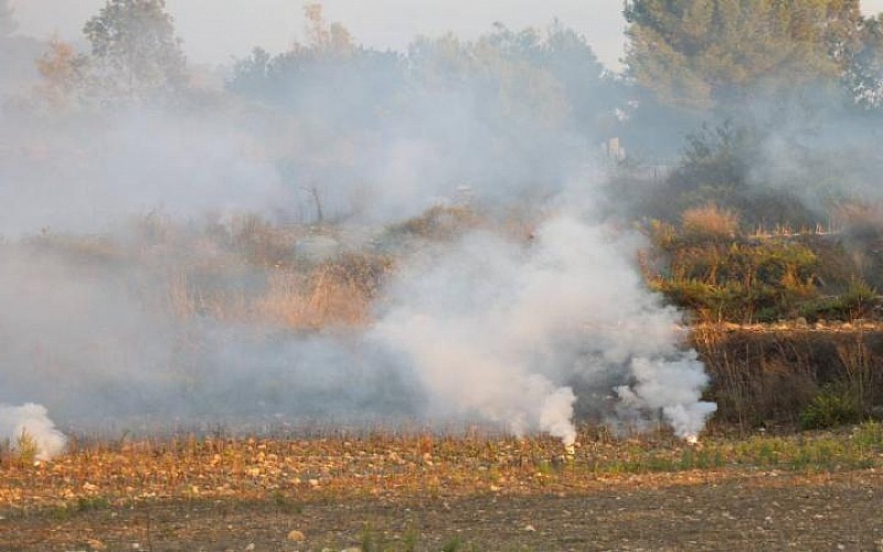 İsrail Lübnan'a fosfor bombasıyla saldırdı