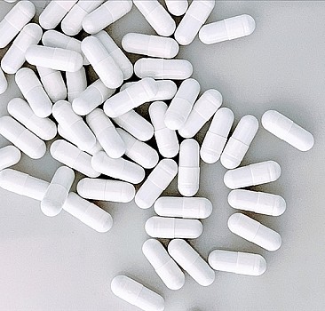 Bilinçsiz antibiyotik kullanımı tedavi edilemez enfeksiyonlara yol açıyor