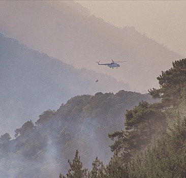 Gündoğmuş, Alanya, Akseki ve İbradı'daki orman yangınlarına müdahale sürüyor