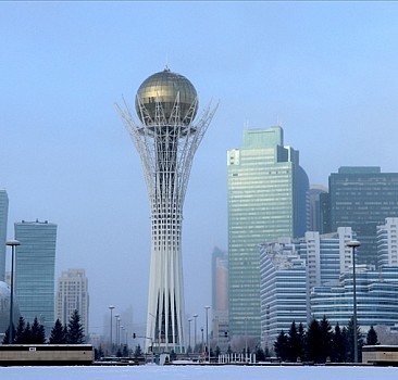 Kazakistan'da kamuda Kazakça bilme zorunluluğu aranacak