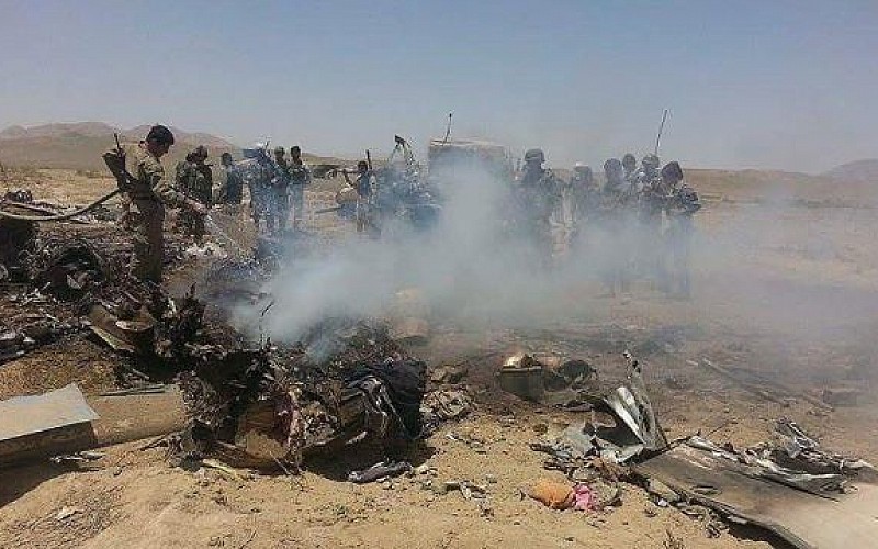 Afganistan'da askeri helikopter düştü: 3 ölü