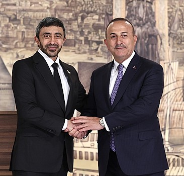 Çavuşoğlu, BAE'li mevkidaşı ile görüştü