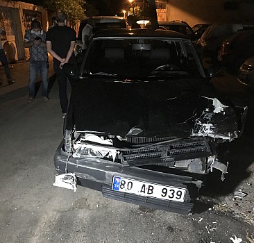 Adana'da otomobilin çarptığı bekçi yaralandı