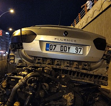 Diyarbakır'da makas atan otomobil kazaya neden oldu: 2 ölü, 5 yaralı