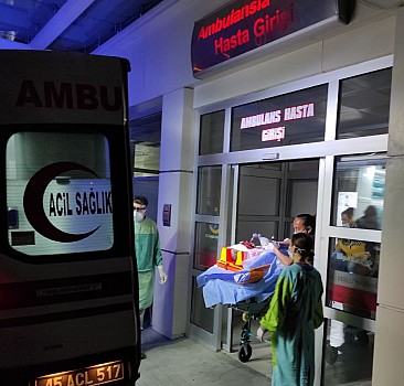 Manisa'da pres makinesine sıkışan işçi ağır yaralandı