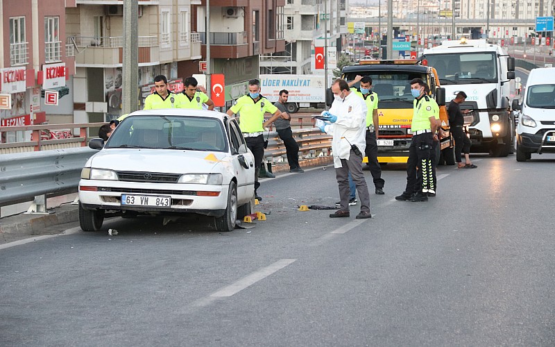 Şanlıurfa'da trafik kazası: 2 ölü, 1 yaralı